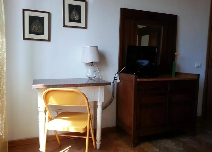 Bed & Breakfast A Due Passi Dal Centro For Rent 3*