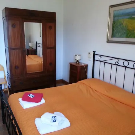 Bed & Breakfast A Due Passi Dal Centro For Rent