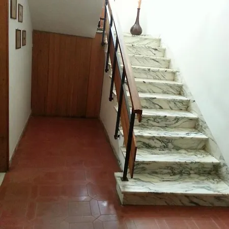Bed & Breakfast A Due Passi Dal Centro For Rent 3*